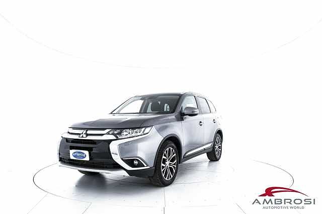 Mitsubishi Outlander 2.2 DI-D 4WD IntenseAUTOCARRO