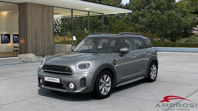 MINI Cooper SE Countryman ALL4 Essential Premium Plus Package