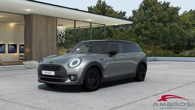 MINI Cooper Clubman Essential Premium Plus Package da Test Grifo Caravan