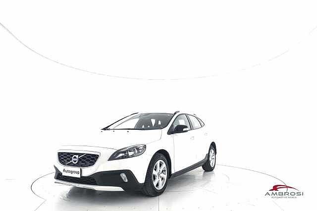 Volvo V40 Cross Country D2 1.6 Kinetic da Test Grifo Caravan