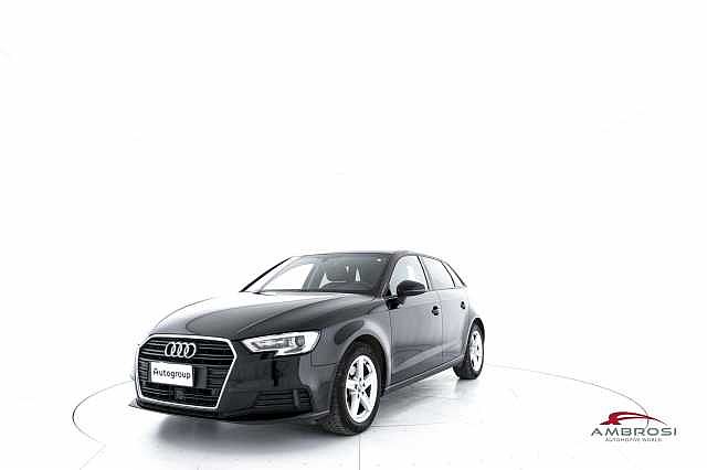 Audi A3 Sportback 	30 TDI S tronic Business