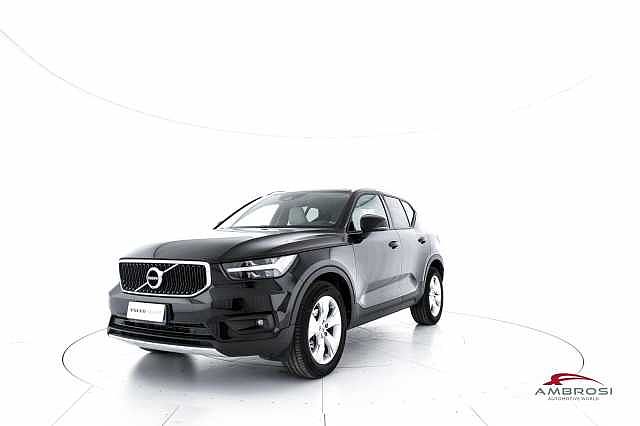 Volvo XC40 D3 Geartronic Momentum Pro -  AUTOCARRO N1