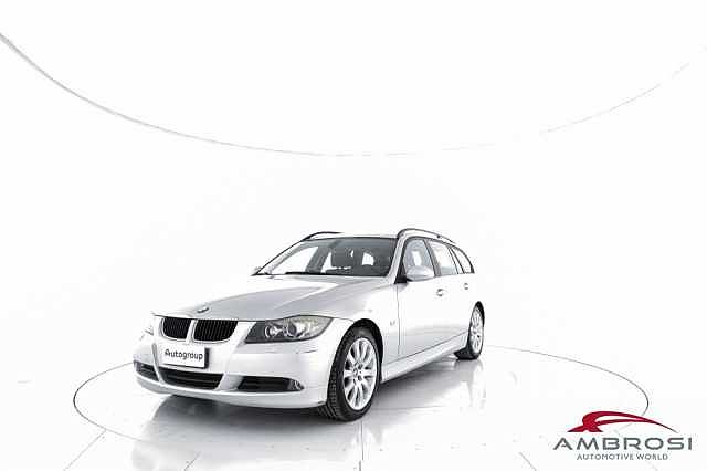 BMW 320 Touring 320d cat Eletta