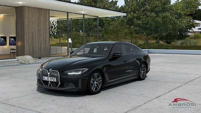 BMW i4 eDrive35