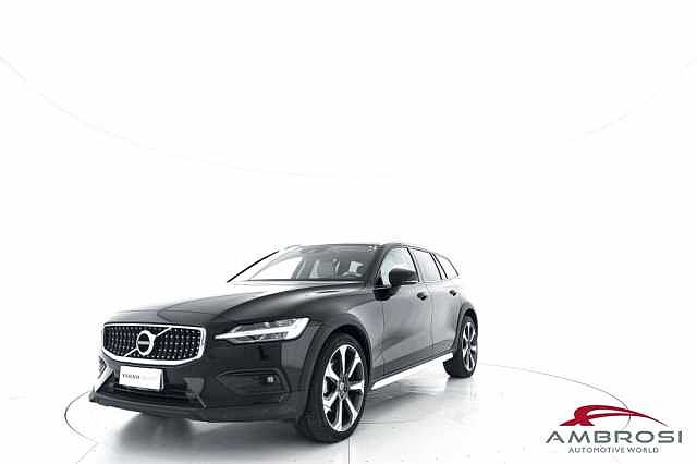 Volvo V60 Cross Country B4 (d) AWD Geartronic Business Pro