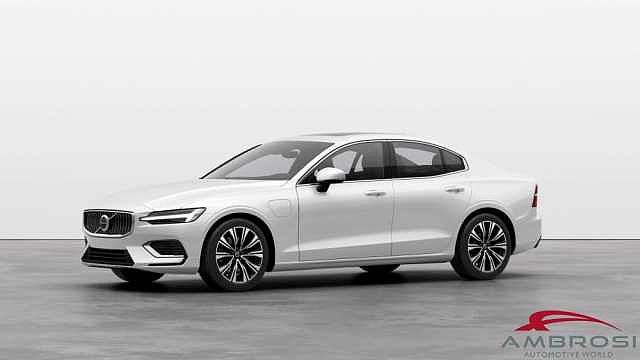 Volvo S60 Plug-in Hybrid T8 Recharge AWD Automatico Ultimate Bright da Test Grifo Caravan