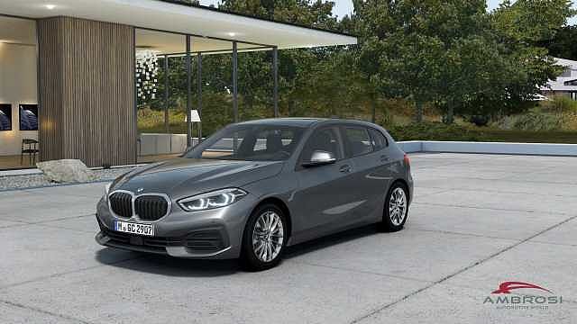 BMW 116 5-porte 116d 5p. Business Advantage da Test Grifo Caravan