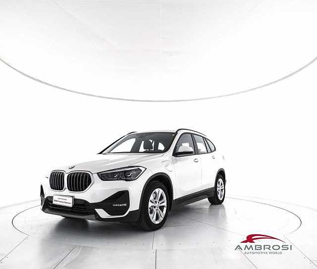 BMW X1 xDrive25e Advantage da Test Grifo Caravan