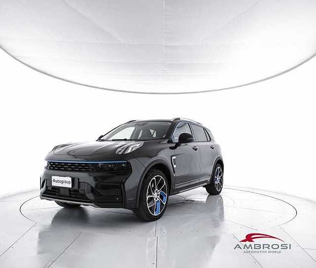 Lynk & Co 240 01 PHEV