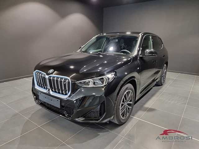 BMW iX1 xLine Premium package