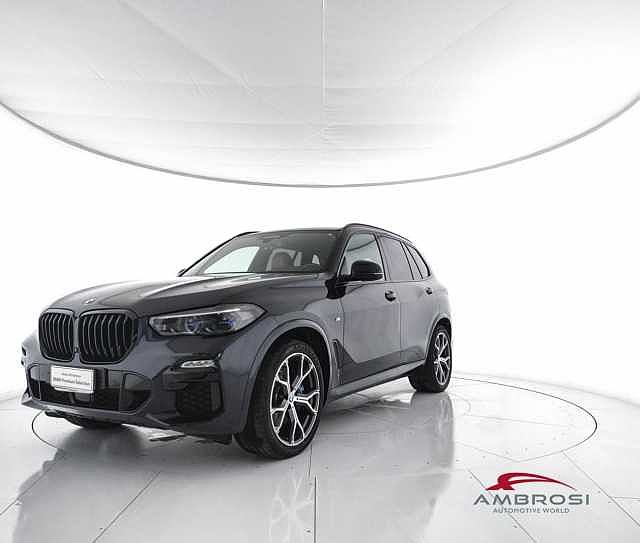 BMW X5 xDrive30d 48V Msport da Test Grifo Caravan