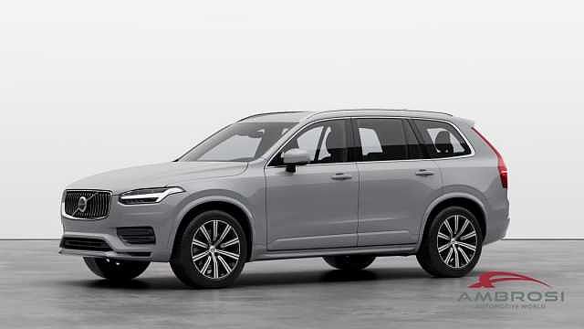 Volvo XC90 B5 AWD mild hybrid (d) Core 7 Sedili