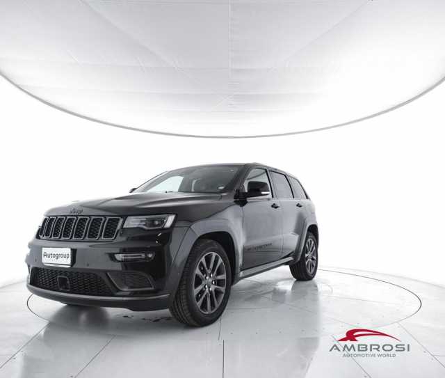 Jeep Grand Cherokee 3.0 V6 CRD 250 CV Multijet II S da Test Grifo Caravan