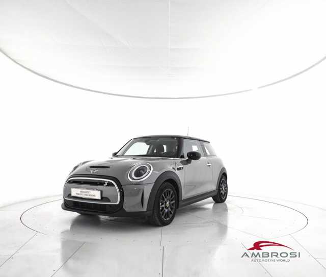 MINI Cooper SE Cooper SE Classic da Test Grifo Caravan