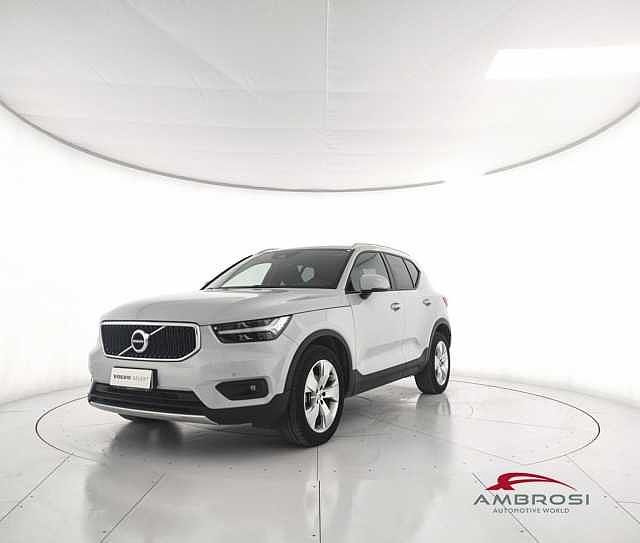 Volvo XC40 D3 Geartronic Momentum Pro- AUTOCARRO N1 da Test Grifo Caravan