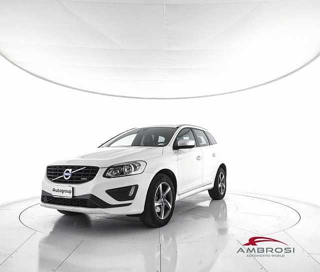 Volvo XC60 D4 AWD Geartronic R-design Momentum