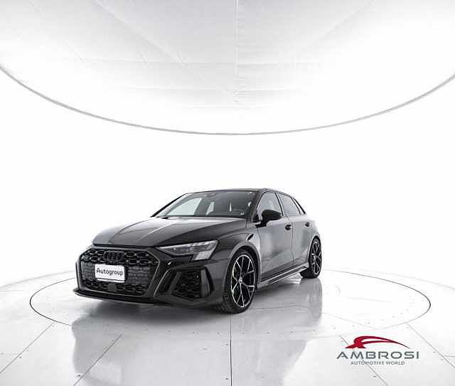 Audi RS3 Sportback 	3 TFSI quattro S tronic