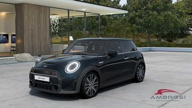 MINI Cooper S Yours Premium Plus Package da Test Grifo Caravan