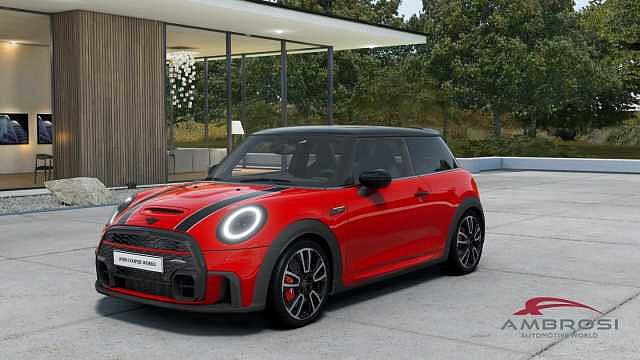 MINI John Cooper Works JCW Premium Mid Package da Test Grifo Caravan