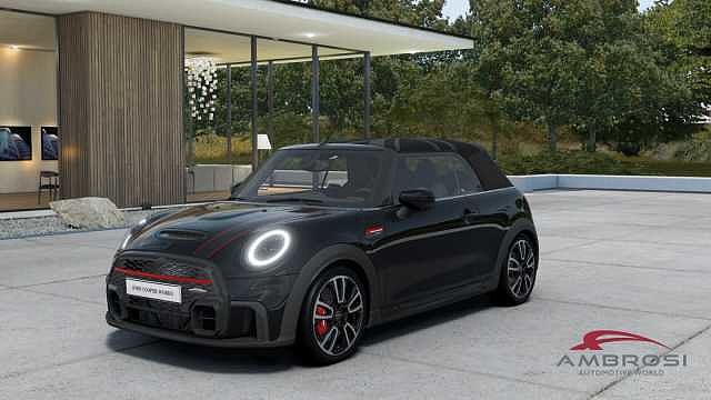 MINI John Cooper Works Clubman JCW Premium Mid Package da Test Grifo Caravan