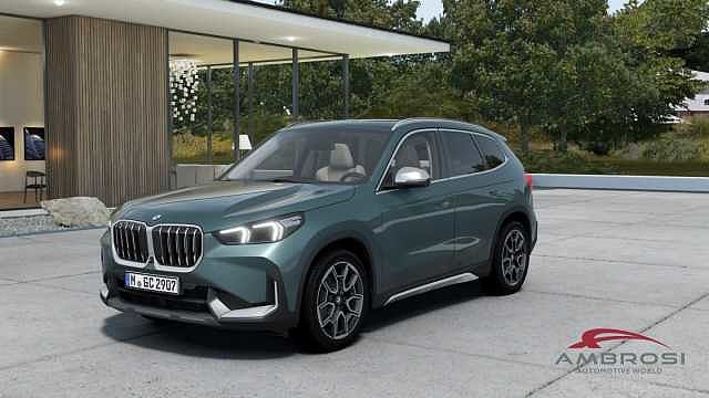 BMW X1 sDrive18i Travel Premium xLine Package