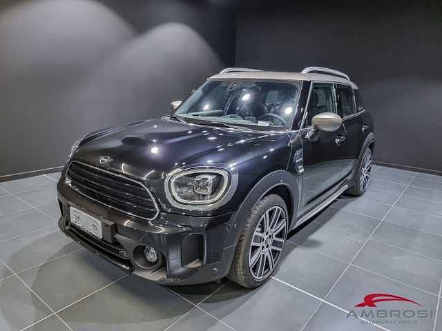 MINI Cooper D Countryman Yours Premium Plus Package