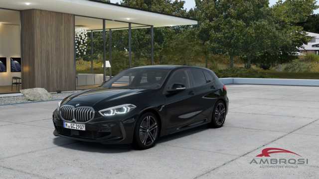 BMW 118 5-porte 4486221 da Test Grifo Caravan