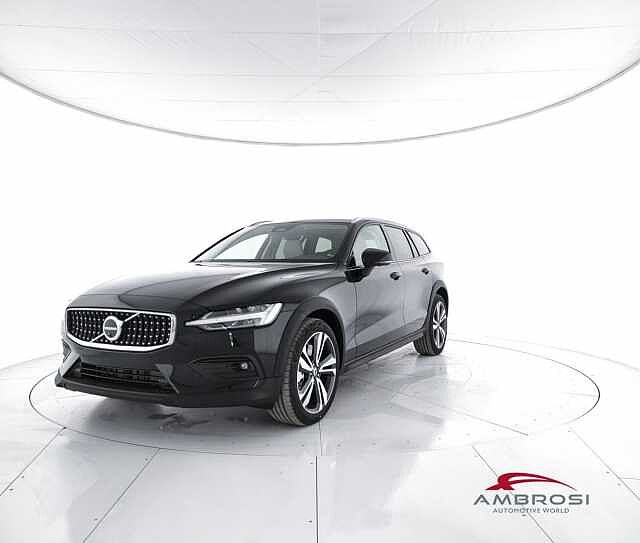 Volvo V60 Cross Country B5 AWD Mild hybrid Benzina Plus Bright