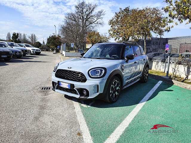 MINI Cooper SE Countryman Premium Mid Package Untamed Edition