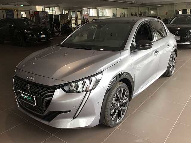 Peugeot 208 GT motore elettrico 136 CV - Km zero