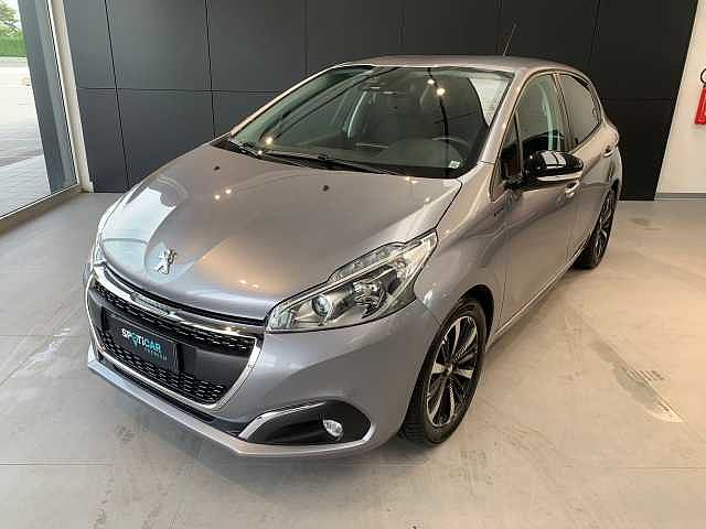 Peugeot 208 BlueHDi 100 S&S 5 porte Signature