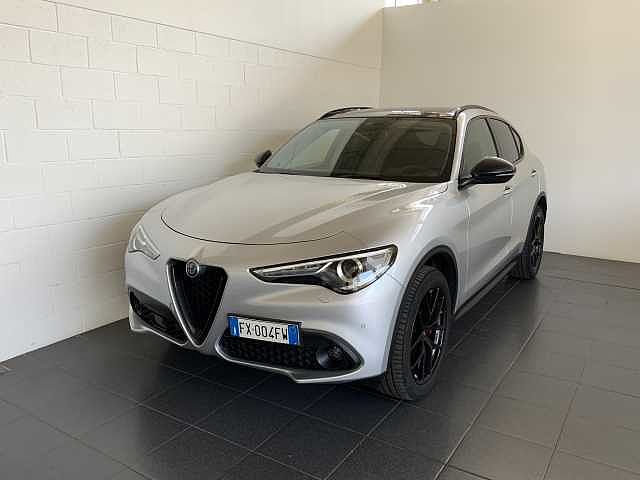 Alfa Romeo Stelvio 2.2 Turbodiesel 210 CV AT8 Q4 Executive