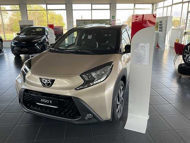 Toyota Aygo X X 1.0 VVT-i 72 CV 5 porte Trend da IDEA S.r.l.