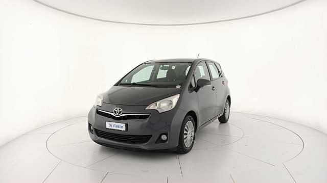 Toyota Verso-S 1.3 MT