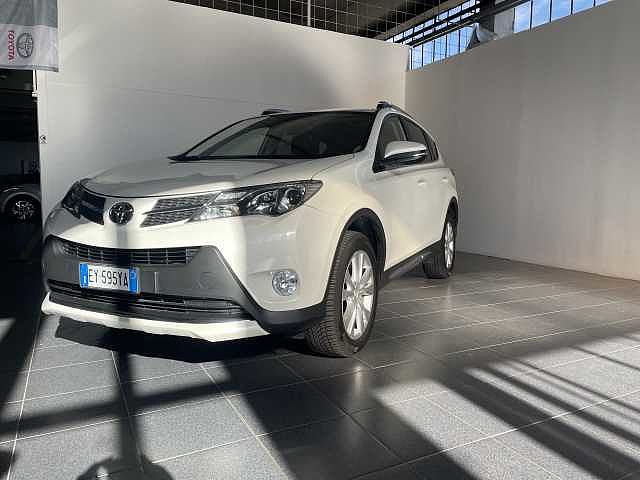 Toyota RAV4 4ª serie 2.0 D-4D 4WD Style White Ed.