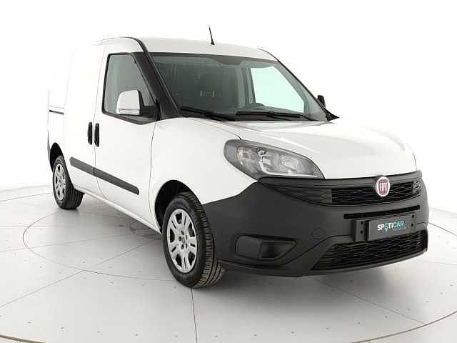 Fiat Dobl? 1.3 MJT 95CV PROFESSIONAL PACK NAVI