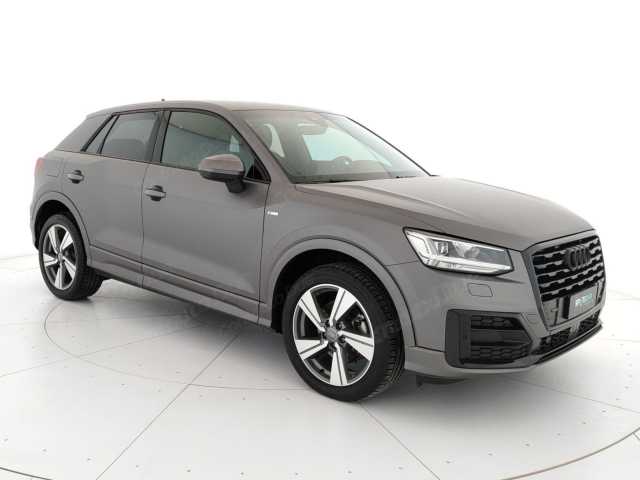 Audi Q2 30 TDI S line Edition | Black Identity