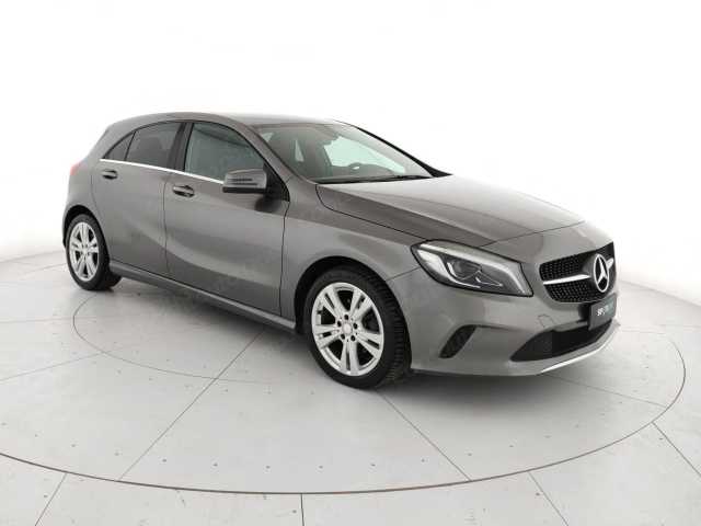 Mercedes-Benz Classe A A 180 d Sport Activity edition auto