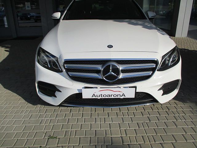 Mercedes-Benz E 220 d Auto Premium Plus
