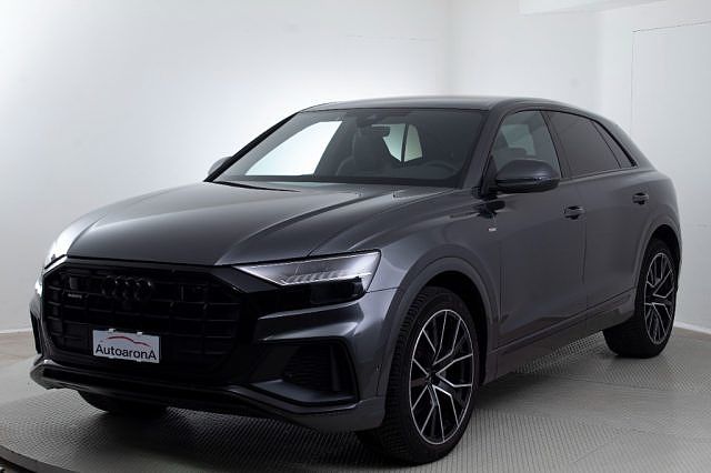 Audi Q8 50 TDI 286 CV quattro tiptronic Sport da Autoarona SpA