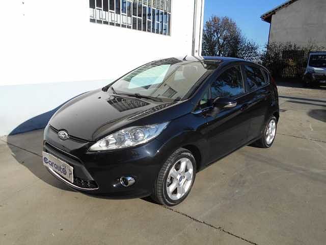 Ford Fiesta 6ª serie 1.4 TDCi 70CV 5pTitanium x NEOPATENT