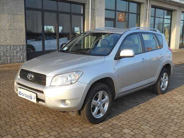 Toyota RAV4 3ª serie 2.2 D-4D 136 CV DPF Luxury da CarAuto sas