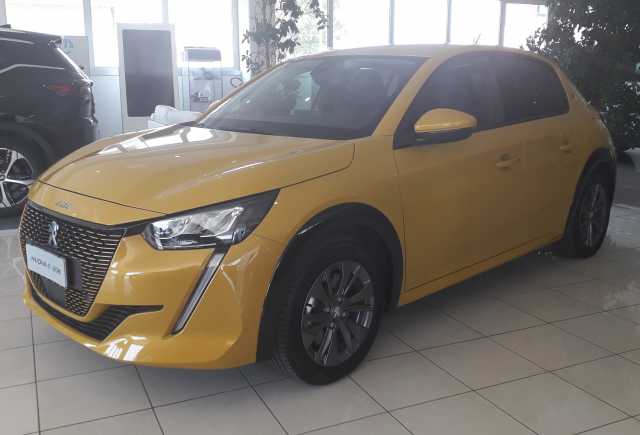 Peugeot 208 allure 100% elettrica