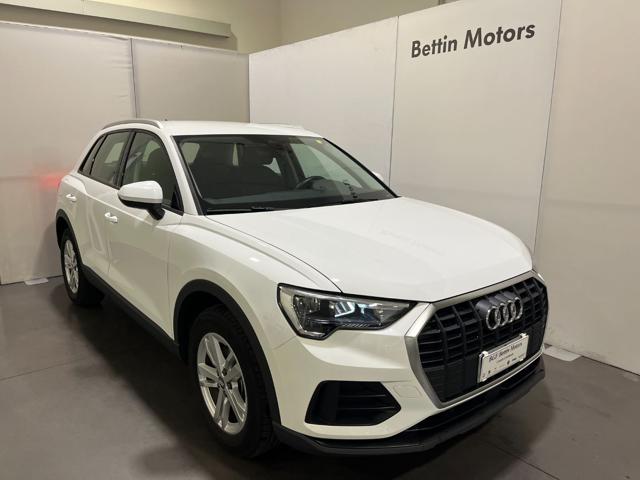 Audi Q3 35 TDI S tronic Business