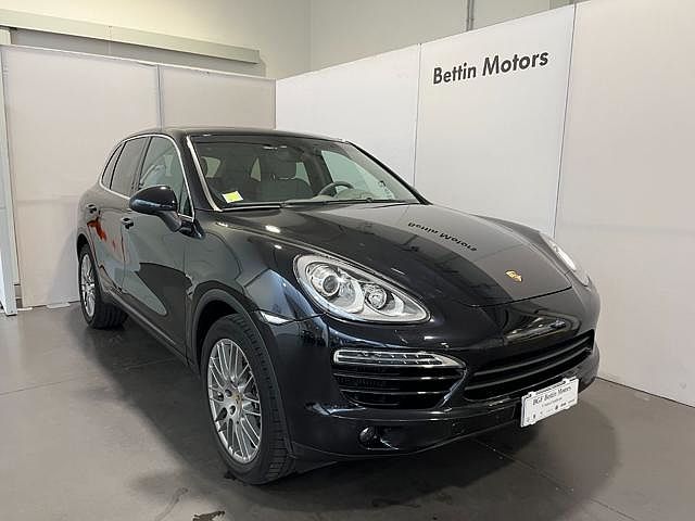 Porsche Cayenne 3.0 Diesel da B.G.F. Srl