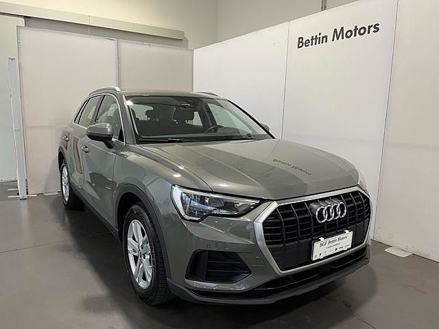 Audi Q3 2.0 TDI 150 CV S tronic Business da B.G.F. Srl