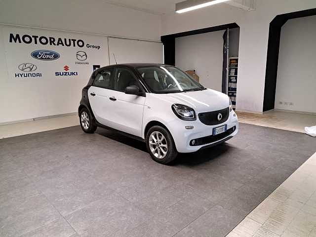 Smart forfour 2ªs. 70 1.0 Youngster da Motorauto spa