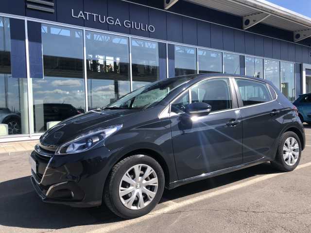 Peugeot 208 BlueHDi 75 S&S 5 porte Active da LATTUGA GIULIO Srl