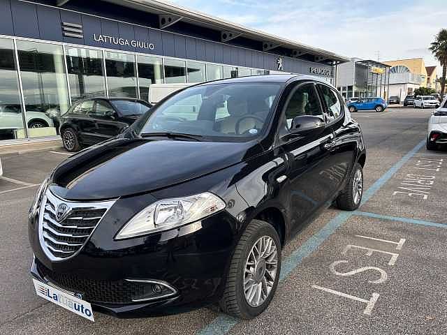 Lancia Ypsilon 3ª serie 0.9 TwinAir 85 CV 5 porte Metano Ecochic Gold