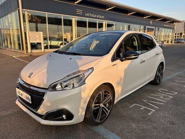 Peugeot 208 BlueHDi 100 5 porte GT Line